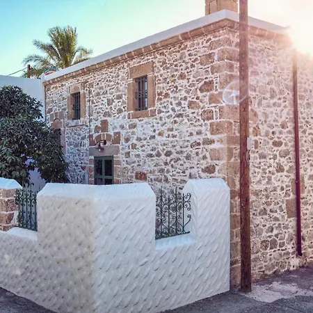 Casa Famiglia 1910 * Malona Village