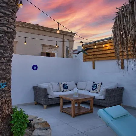 Casa Famiglia 1910 בית נופש Malona Village