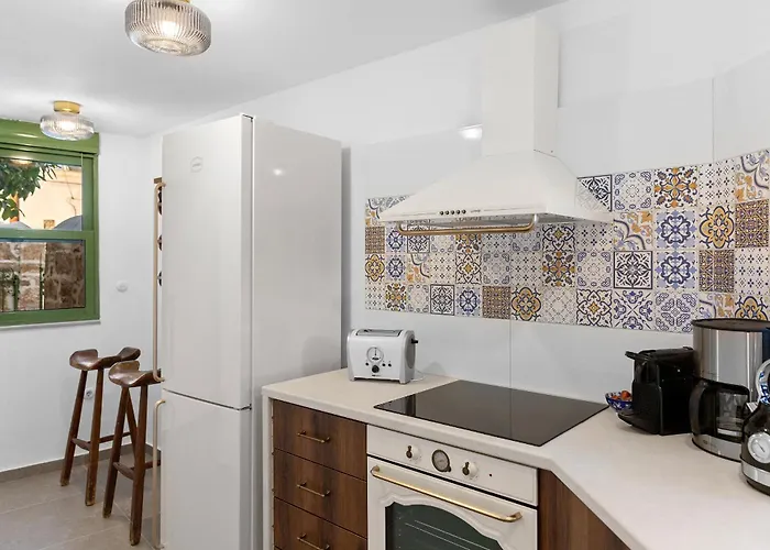 Casa Famiglia 1910 * Malona Village