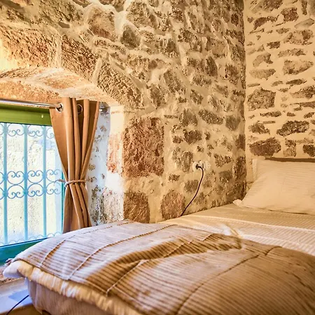 Casa Famiglia 1910 Malona Village